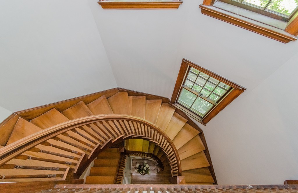 42 Brington Road Brookline, MA 02445 - Photo 23 of 25