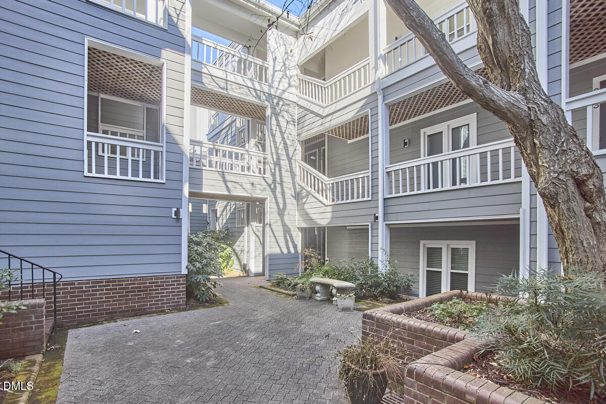 720 Bishops Park Drive, Unit 101 Raleigh, NC 27605 - Photo 23 of 26 23 - Courtyard