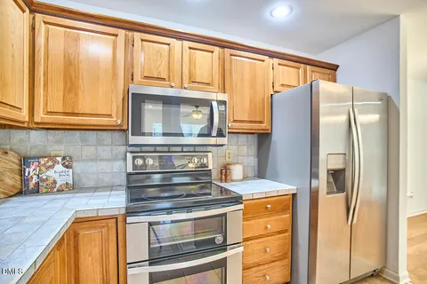 $450,000 | 720 Bishops Park Drive, Unit 101, Raleigh, NC 27605