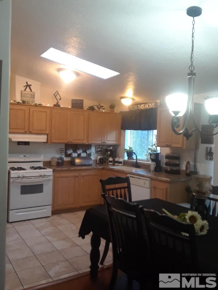 1248 Anchorage Drive Reno, NV 89506 - Photo 8 of 17 Photo 8