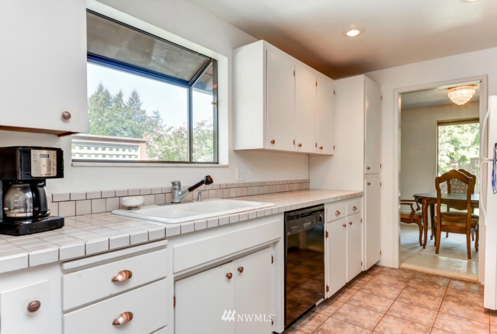 4602 Southeast 2nd Street Renton, WA 98059 - Photo 15 of 23
