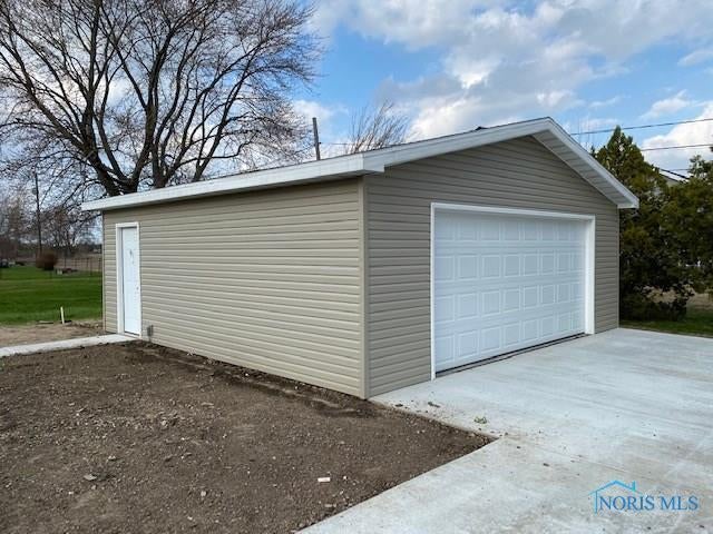 124 North Wynn Road Oregon, OH 43616 - Photo 6 of 24 Gallery Image 6