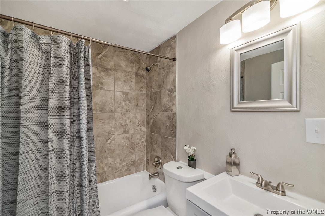 153 Beach Road Hampton, VA 23664 - Photo 22 of 34 Gallery Image 22