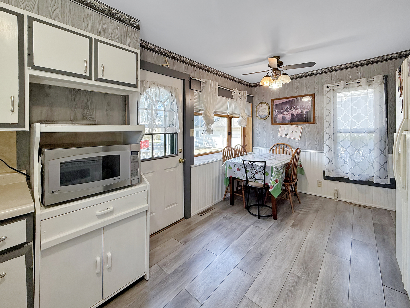420 East Congress Avenue Rantoul, IL 61866 - Photo 7 of 19