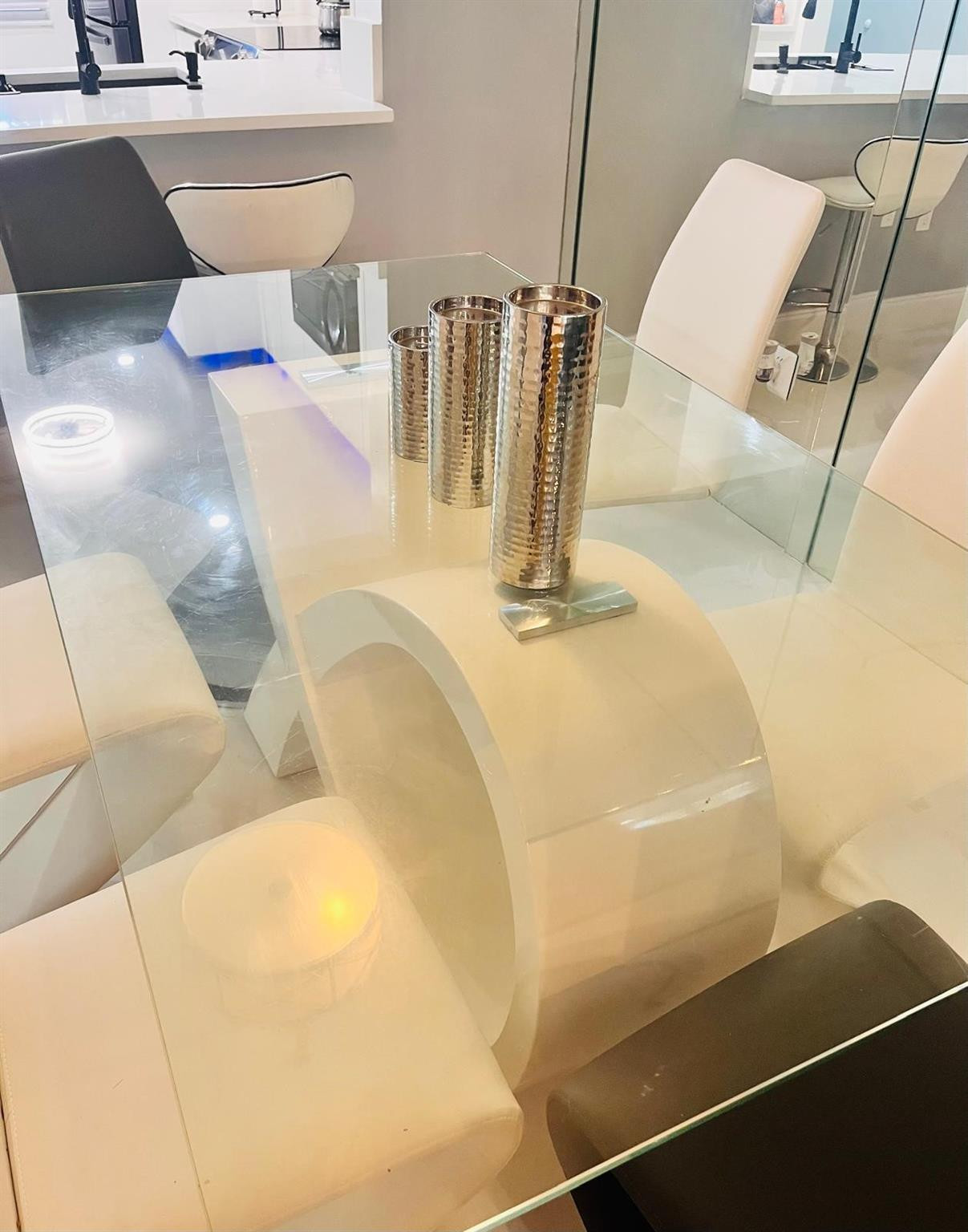 3910 Inverrary Boulevard, Unit 203B Lauderhill, FL 33319 - Photo 43 of 61 a close view of dining table