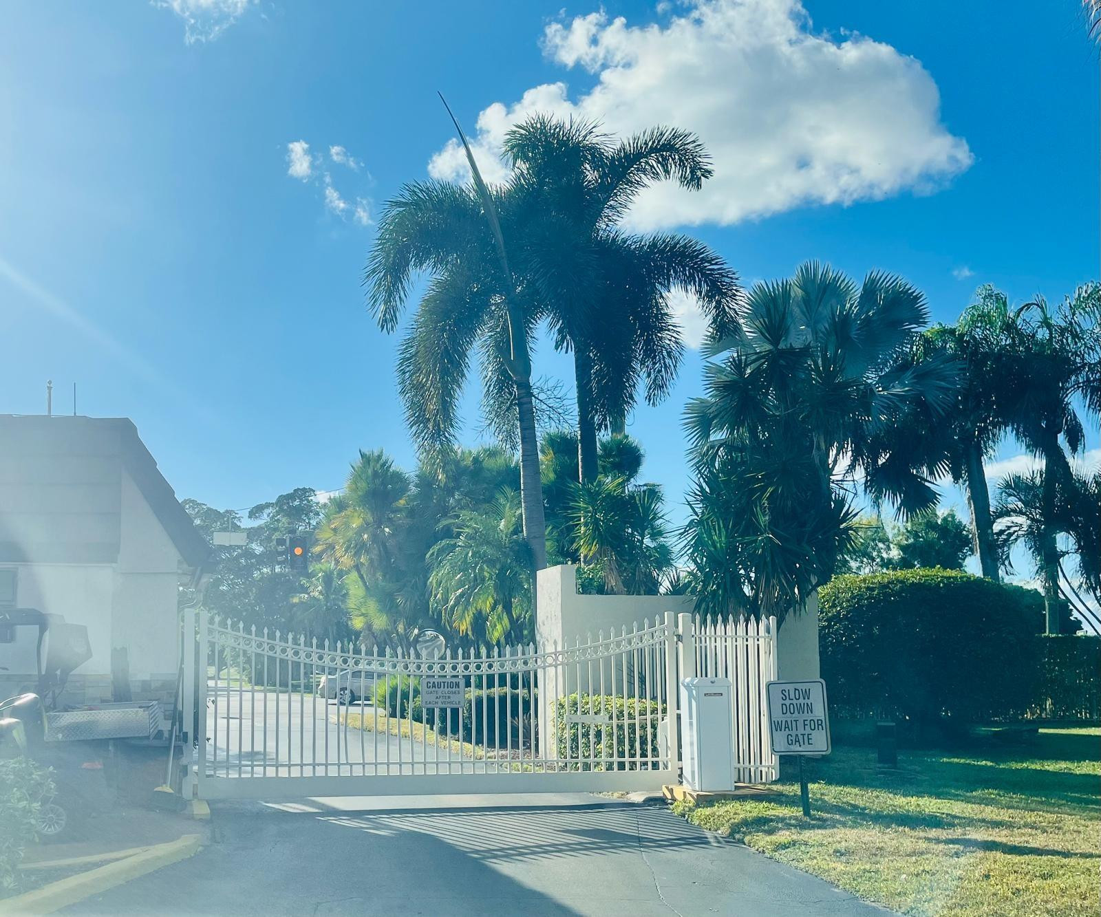 3910 Inverrary Boulevard, Unit 203B Lauderhill, FL 33319 - Photo 60 of 61 a view of a flower in a yard