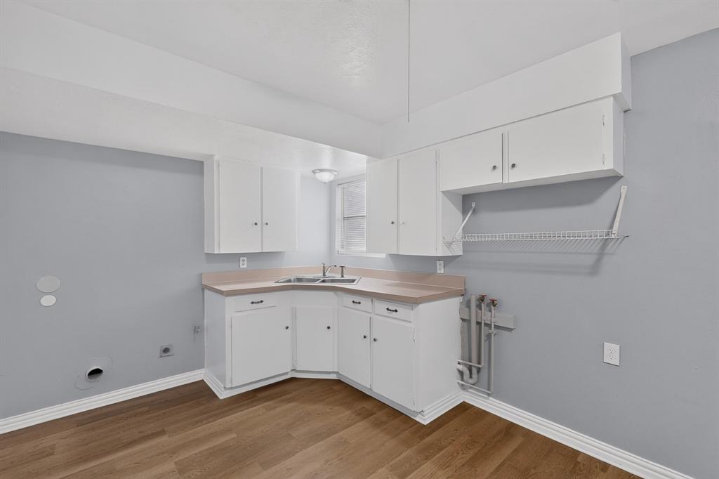 222 West Union Bower Road Irving, TX 75061 - Photo 12 of 34 Gallery Image 12