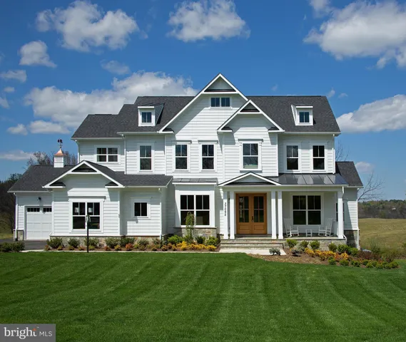 $1,450,000 | Huntwick Place, Hamilton, VA 20158