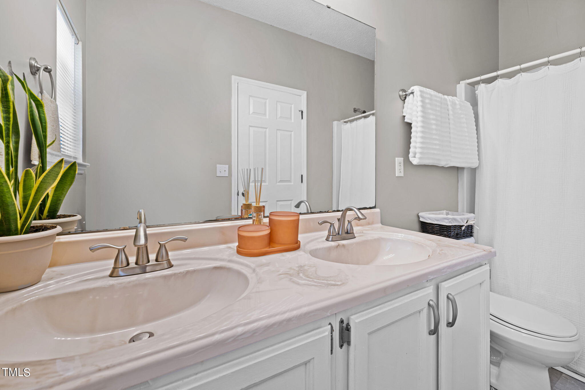 2100 Collier Road Durham, NC 27707 - Photo 21 of 39 14-web-or-mls-5Z8A5023