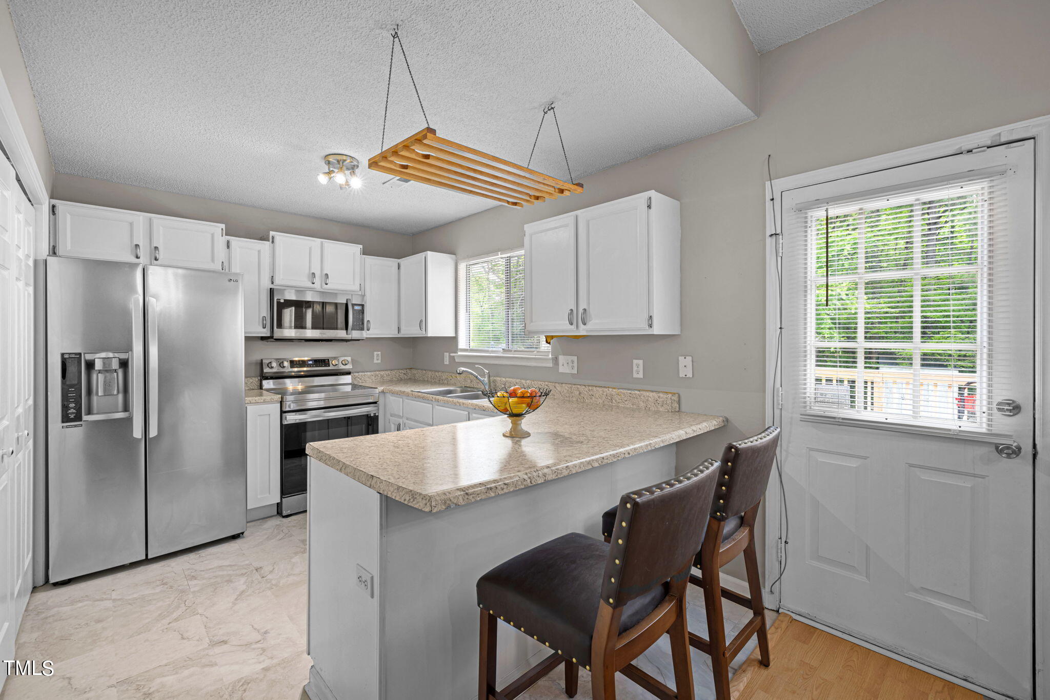 2100 Collier Road Durham, NC 27707 - Photo 6 of 39 26-web-or-mls-5Z8A5059