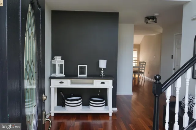 a view of washer and dryer in a room