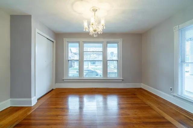 $1,700 | 901 West Wayne Street, Unit 3, Fort Wayne, IN 46802