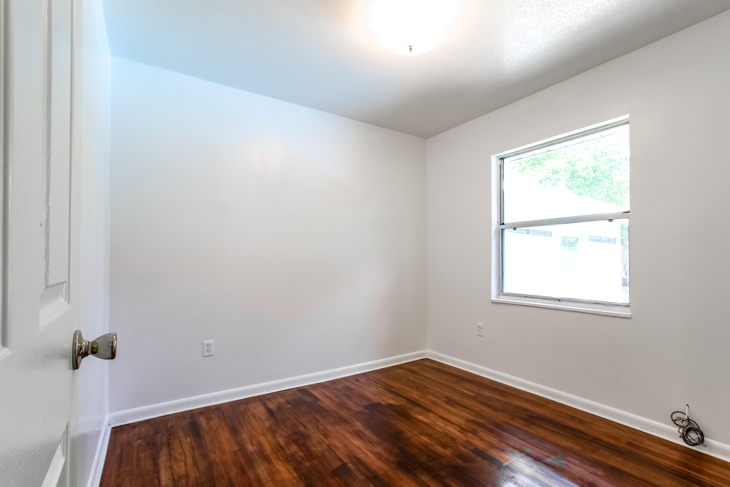 111 Boyce Road Shalimar, FL 32579 - Photo 34 of 41 Floors are beautiful