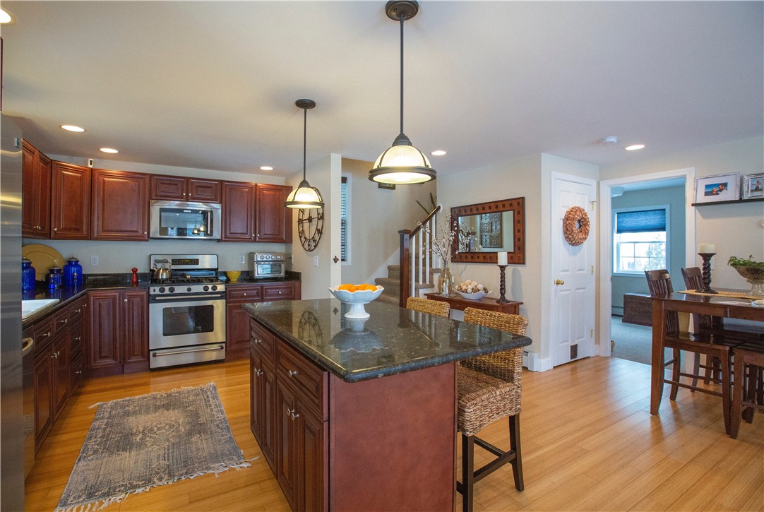 35 Hope Street Warren, RI 02885 - Photo 12 of 25 Gallery Image 12