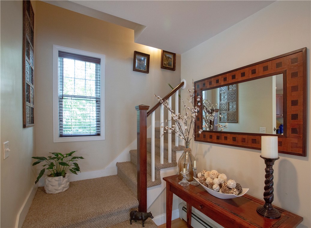 35 Hope Street Warren, RI 02885 - Photo 16 of 25 Gallery Image 16