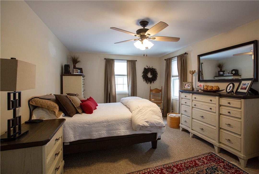 35 Hope Street Warren, RI 02885 - Photo 18 of 25 Gallery Image 18