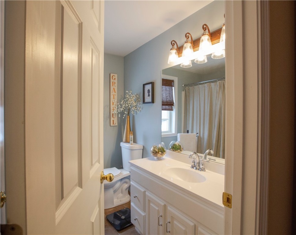 35 Hope Street Warren, RI 02885 - Photo 22 of 25 Gallery Image 22