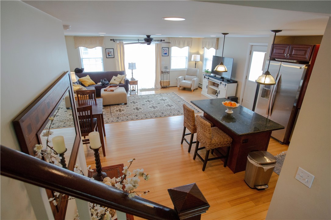 35 Hope Street Warren, RI 02885 - Photo 4 of 25 Gallery Image 4