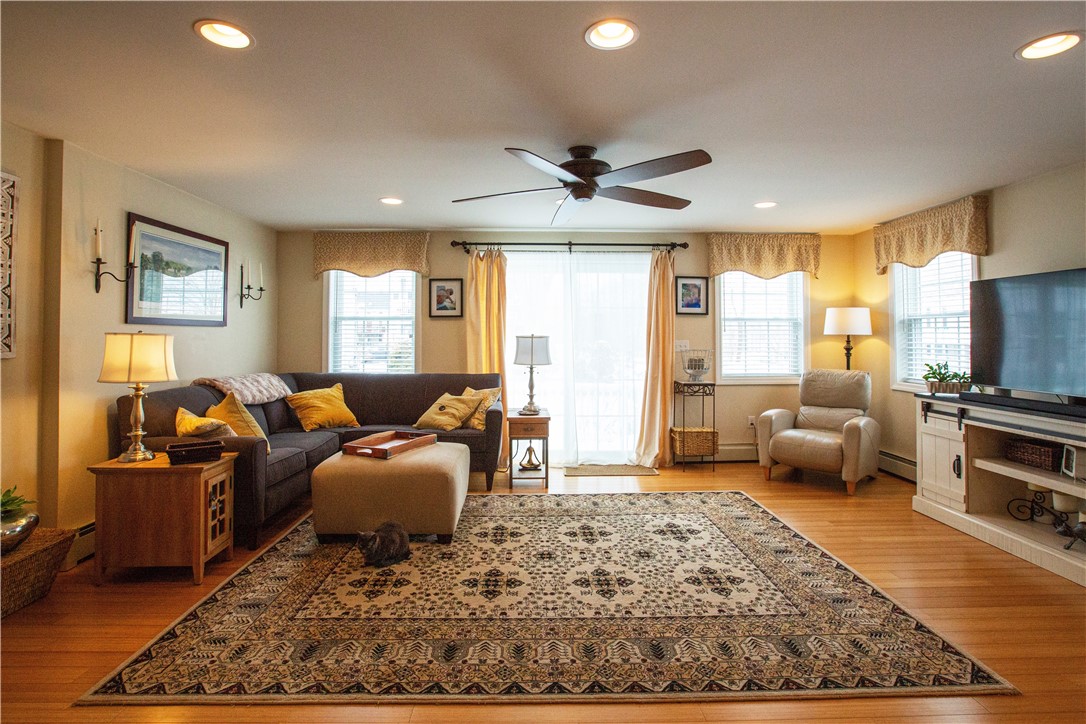 35 Hope Street Warren, RI 02885 - Photo 8 of 25 Gallery Image 8