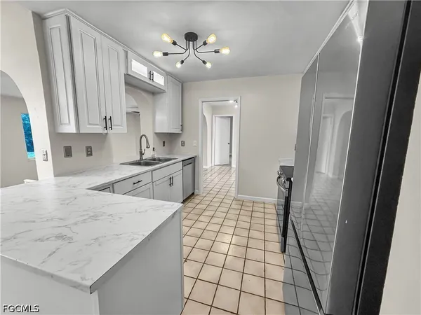 $1,949 | 206 Southeast 46th Terrace, Cape Coral, FL 33904