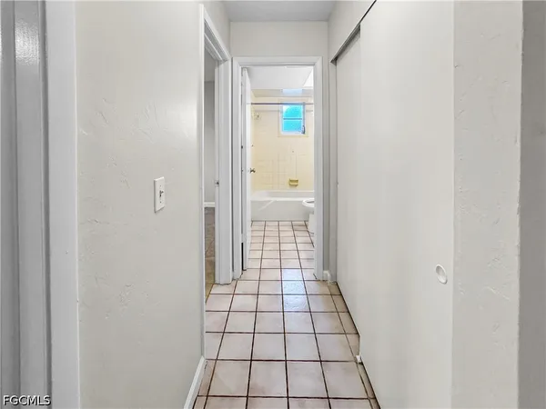 $1,949 | 206 Southeast 46th Terrace, Cape Coral, FL 33904