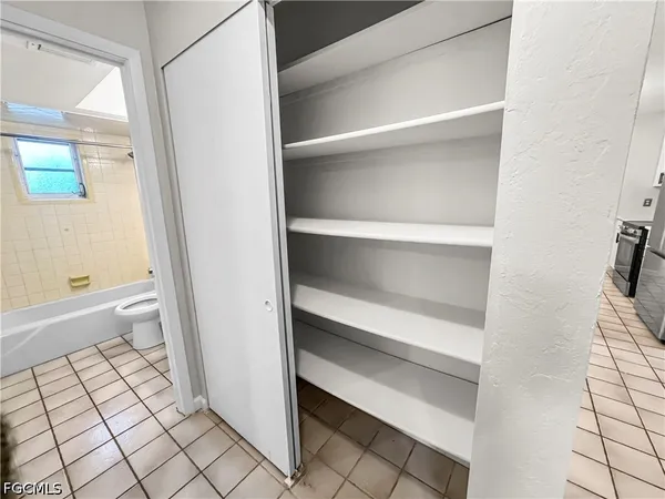 $1,949 | 206 Southeast 46th Terrace, Cape Coral, FL 33904