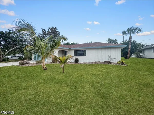 $1,949 | 206 Southeast 46th Terrace, Cape Coral, FL 33904