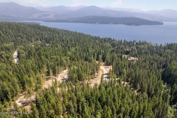 $175,000 | 5 Brown Bear Drive, Nordman, ID 83848