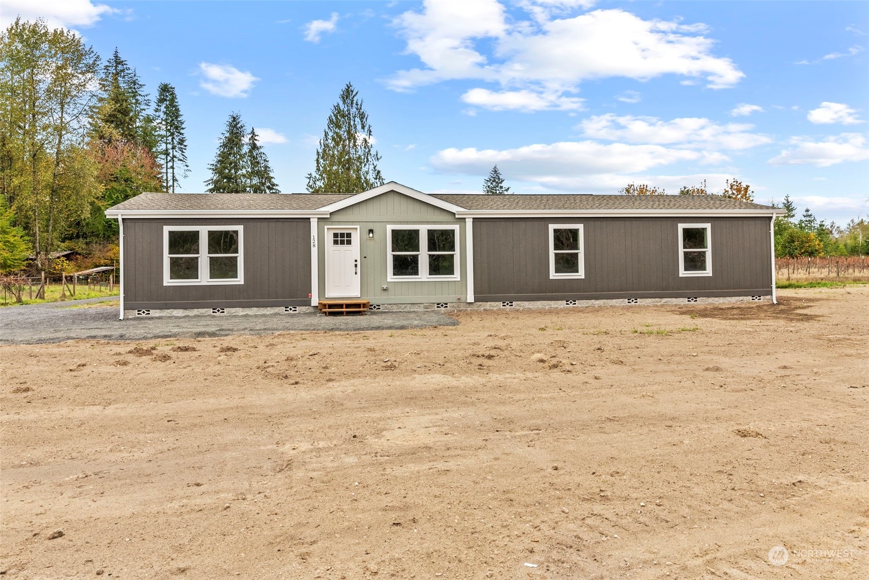 128 Lapham Road Toutle, WA 98649 - Photo 2 of 21