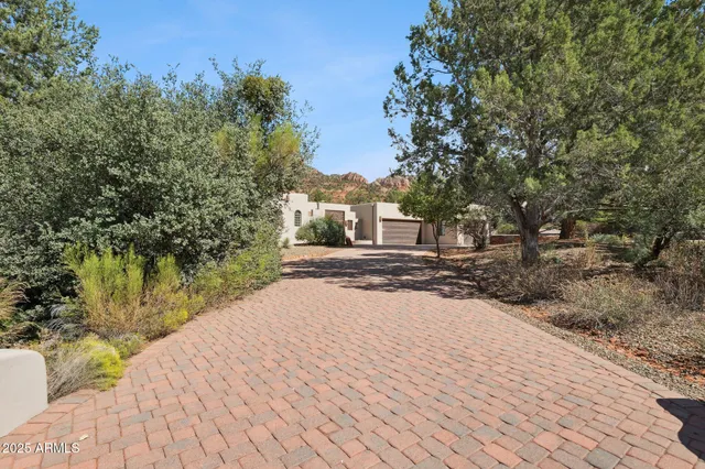 $2,298,000 | 30 Navajo Trail, Sedona, AZ 86351