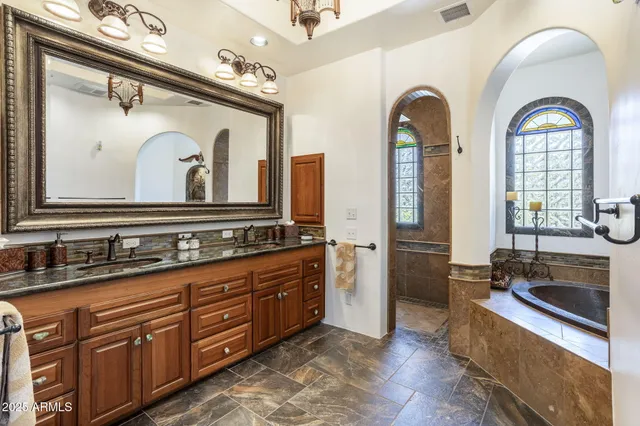 $2,298,000 | 30 Navajo Trail, Sedona, AZ 86351