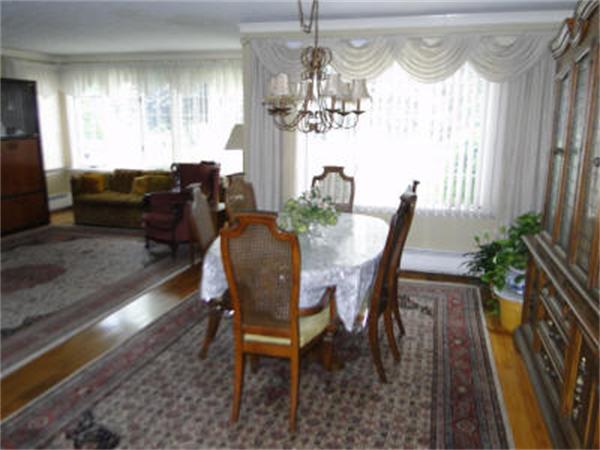 348 Lynn Fells Parkway Saugus, MA 01906 - Photo 12 of 21