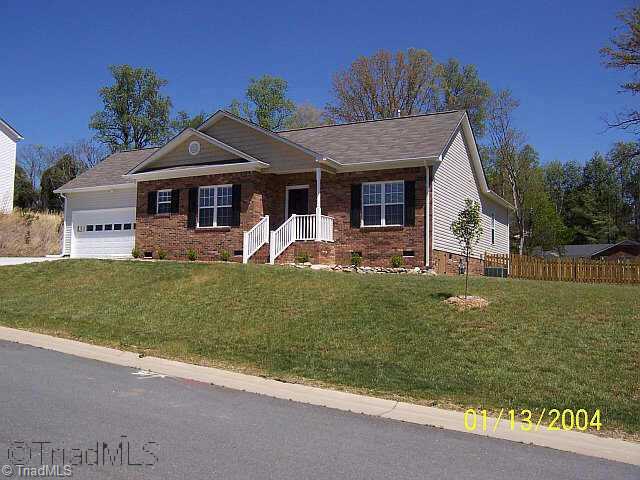 595 Barnsdale Ridge Road Kernersville, NC 27284 - Photo 1 of 9 Exterior Front.