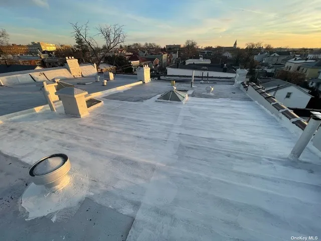 $1,595,000 | 123-14 18th Avenue | College Point