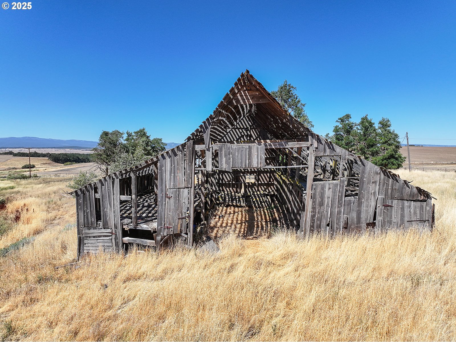 950 Hoctor Road Goldendale, WA 98620 - Photo 1 of 18