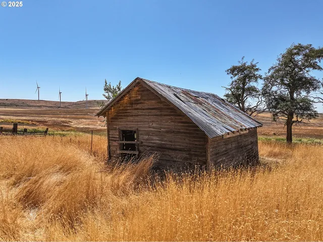 $360,000 | 950 Hoctor Road, Goldendale, WA 98620