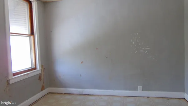 $59,900 | 1613 Locust Street, Curtis Bay, MD 21226