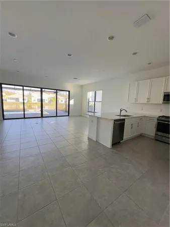 $3,600 | 20396 Estero Xing Boulevard, Estero, FL 33928