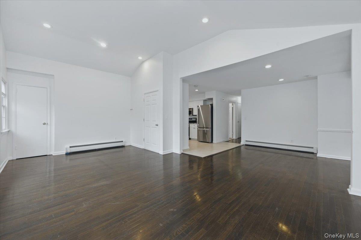 98 Nassau Road, Unit 2 Huntington, NY 11743 - Photo 6 of 23