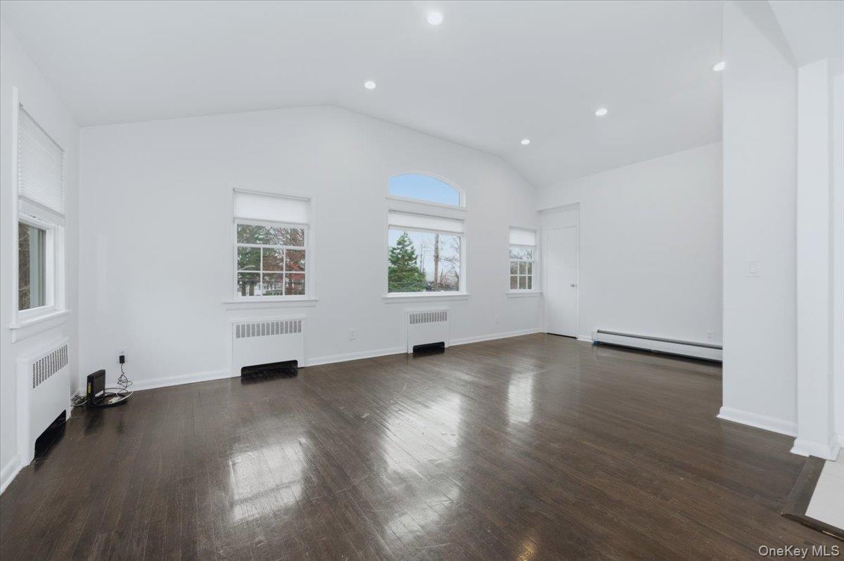 98 Nassau Road, Unit 2 Huntington, NY 11743 - Photo 8 of 23