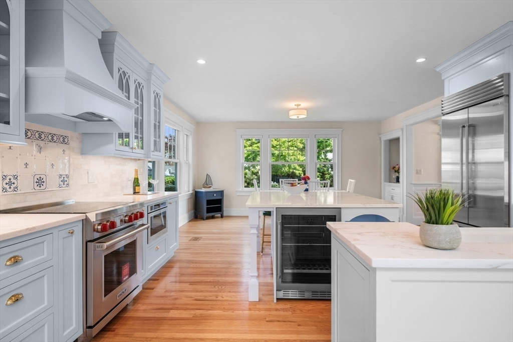 16 Coolidge Road Marblehead, MA 01945 - Photo 14 of 41