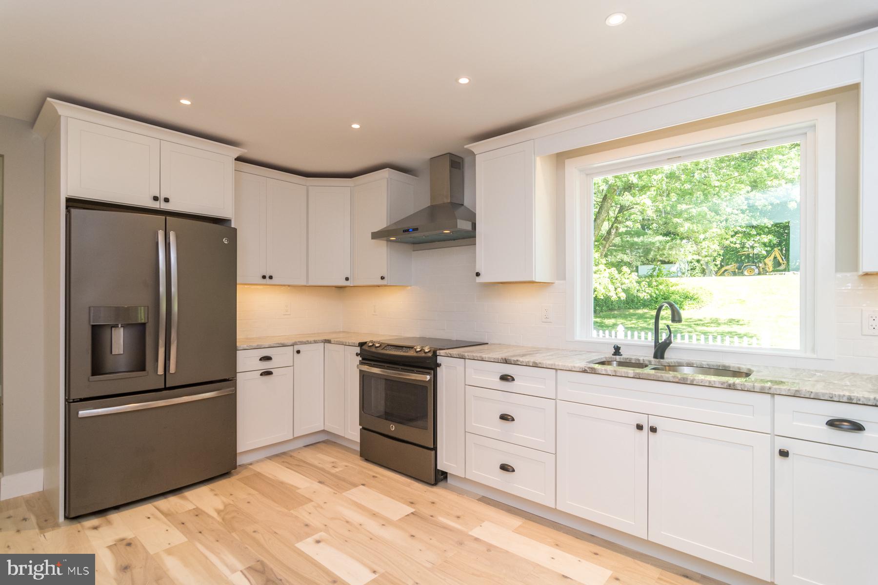 3697 Robin Road Furlong, PA 18925 - Photo 13 of 44