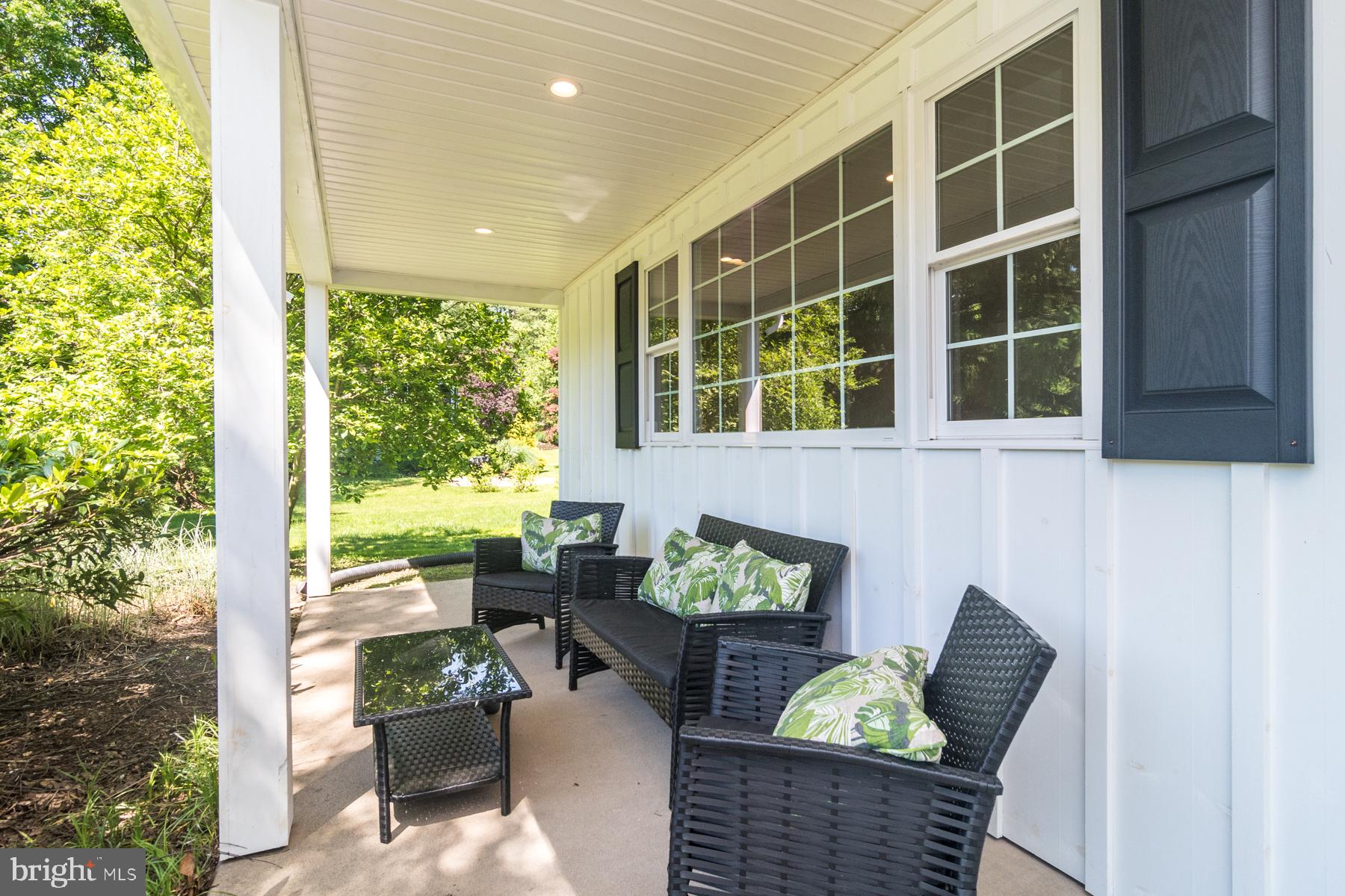 3697 Robin Road Furlong, PA 18925 - Photo 3 of 44