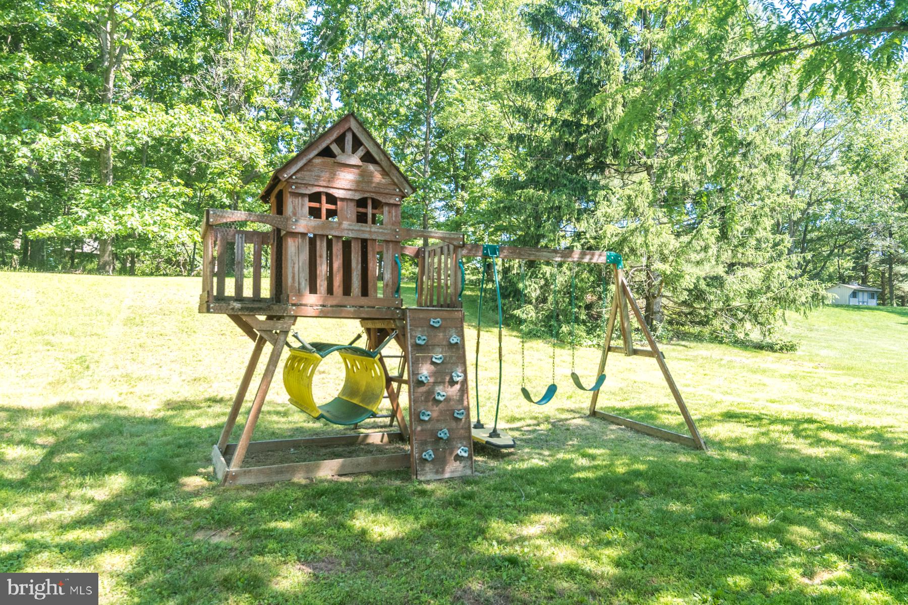 3697 Robin Road Furlong, PA 18925 - Photo 41 of 44