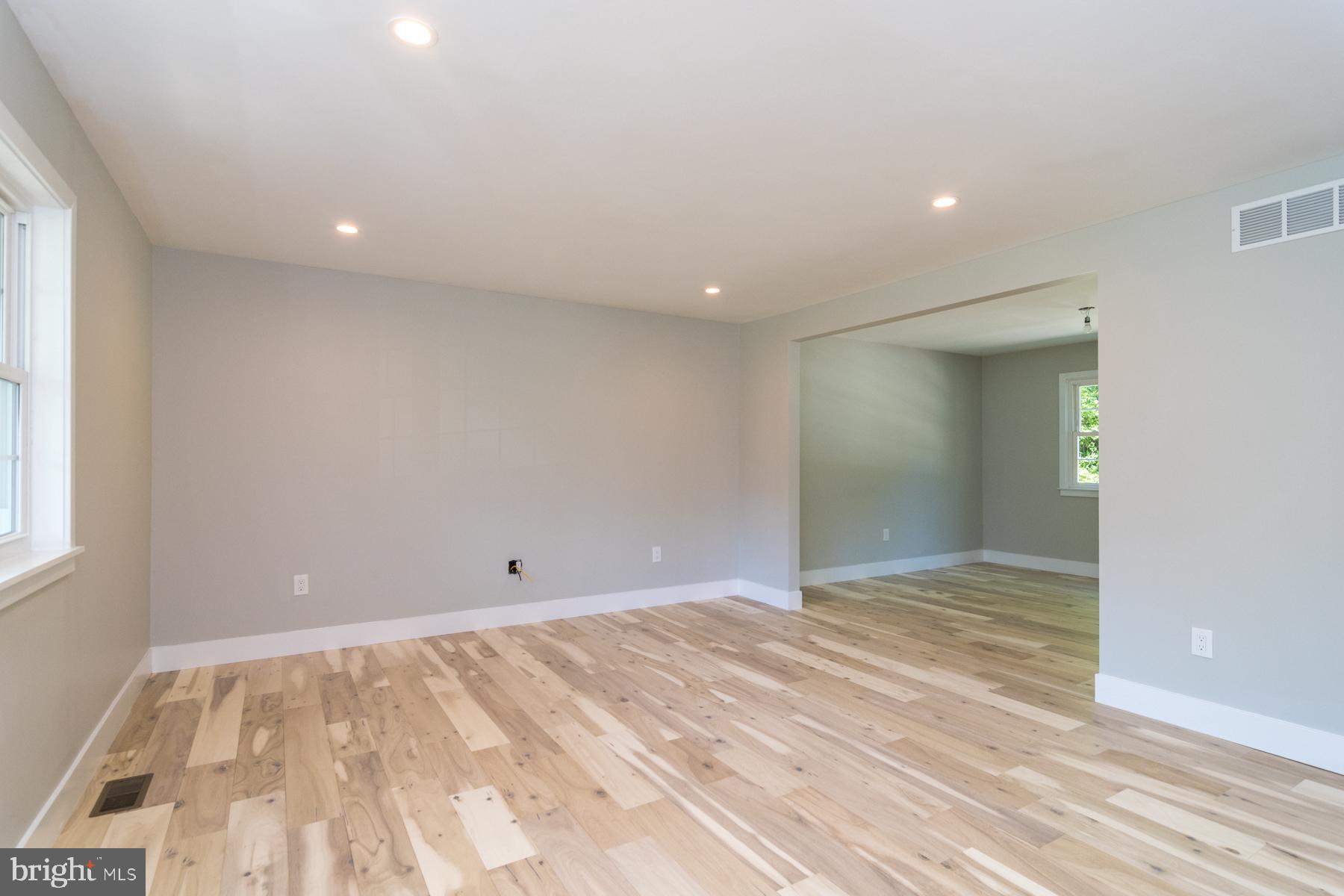 3697 Robin Road Furlong, PA 18925 - Photo 9 of 44