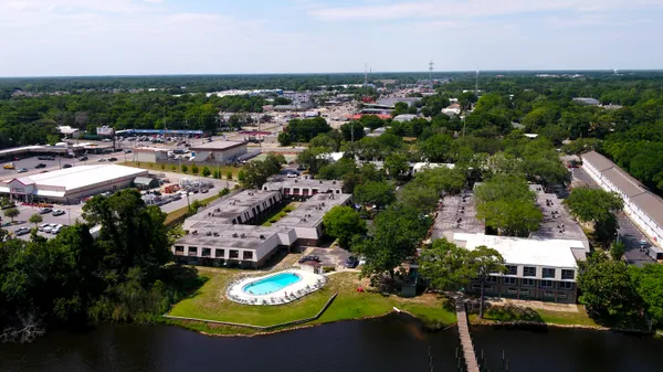 $114,000 | 210 Pelham Road, Unit 205B, Fort Walton Beach, FL 32547