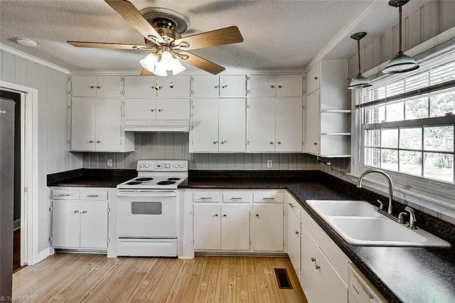 $259,900 | 738 Britt Avenue, Asheboro, NC 27203