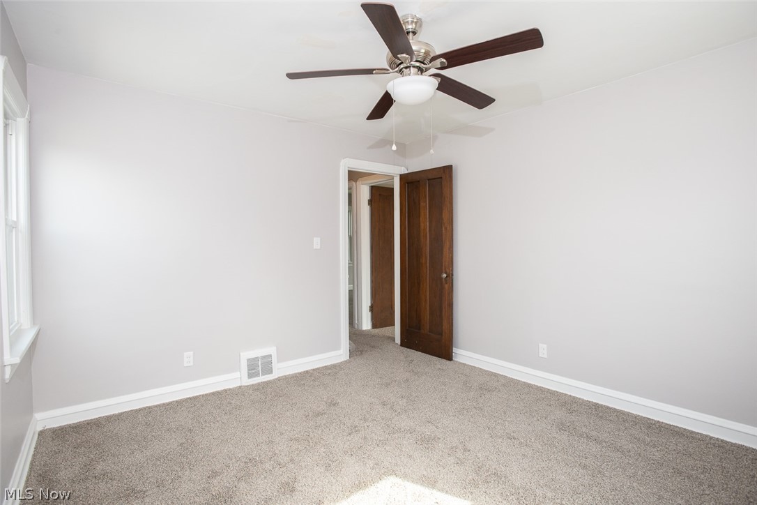 887 Selwyn Road Cleveland Heights, OH 44112 - Photo 18 of 34