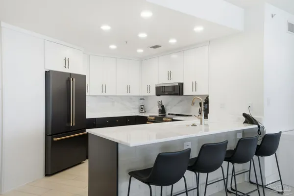 $1,795,000 | 1 Portofino Drive, Unit 904, Pensacola Beach, FL 32561
