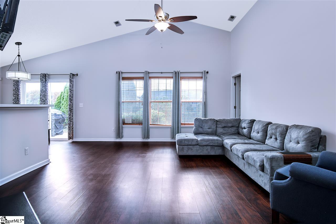 12 Orient Drive Greenville, SC 29607 - Photo 13 of 32 Gallery Image 13